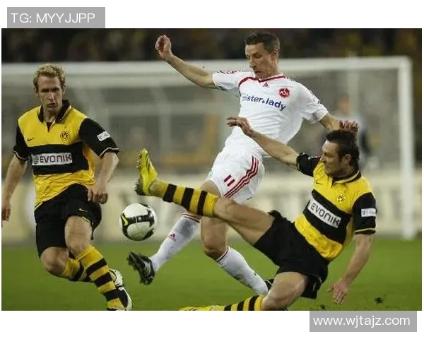 广州足球队包夹战术解析与实战应用深度分析